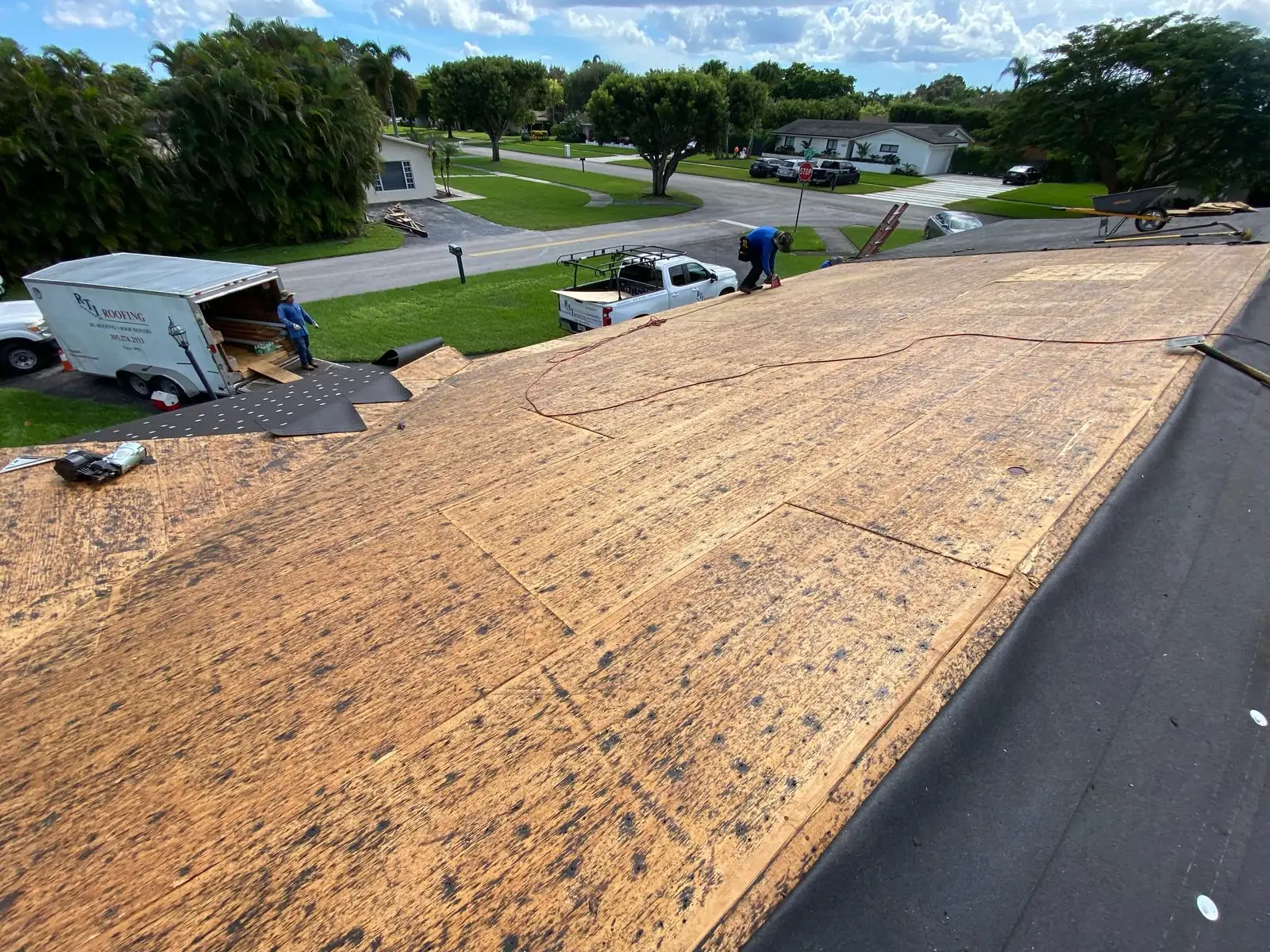 Roof replacement, RTI Roofing job photo